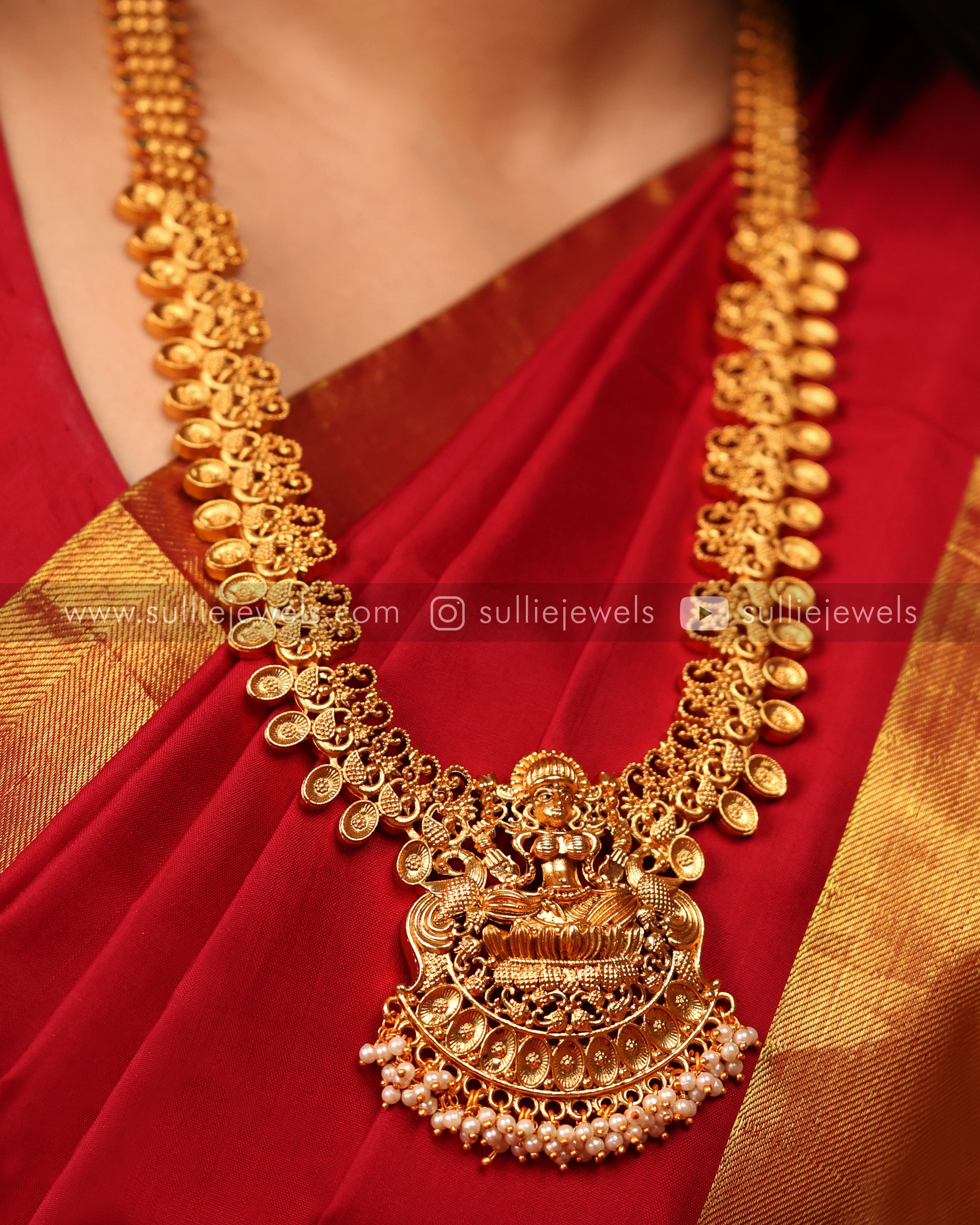 Gold lakshmi deals long chain