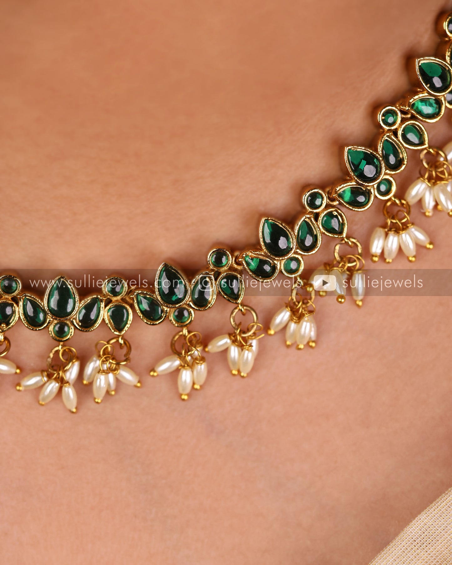 Guttapusalu Lotus Necklace Set