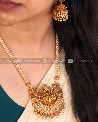 Lakshmi Gold & Pearl Pendant Set