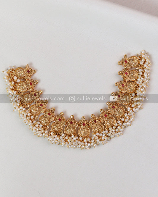 Pearl Clustered Gold Necklace with Studs