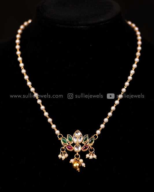 Pearl & Kemp Lotus Pendant Set