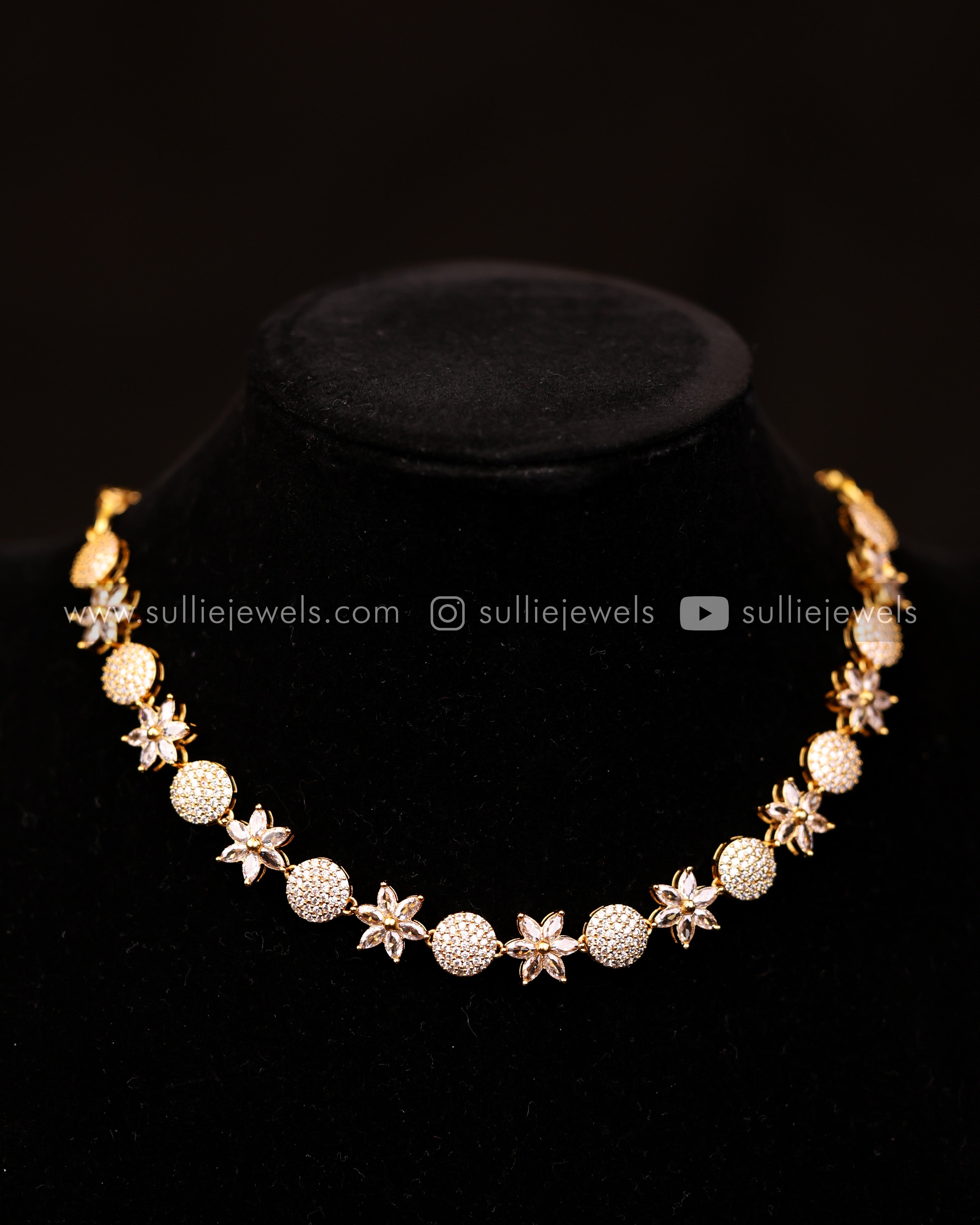 Flower Pendant, Diamond Pendant, Created Diamond, Sparkly Pendant, Vin –  Adina Stone Jewelry