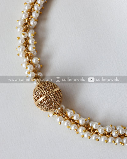 Golden Sphere Pearl Choker / Necklace