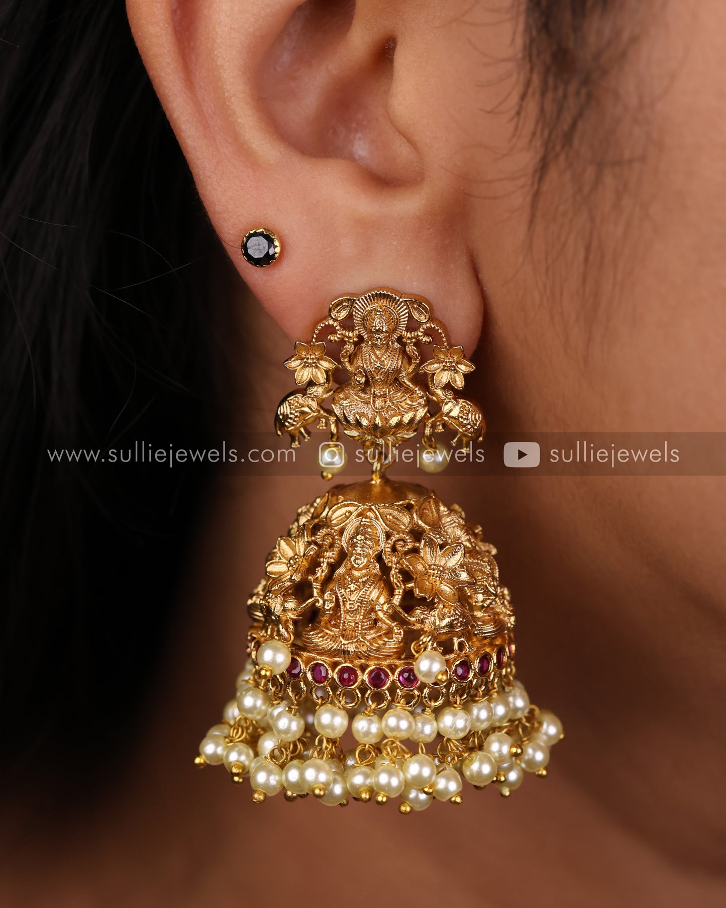 Lakshmi Detailed Premium Jhumka with Pearl Drops