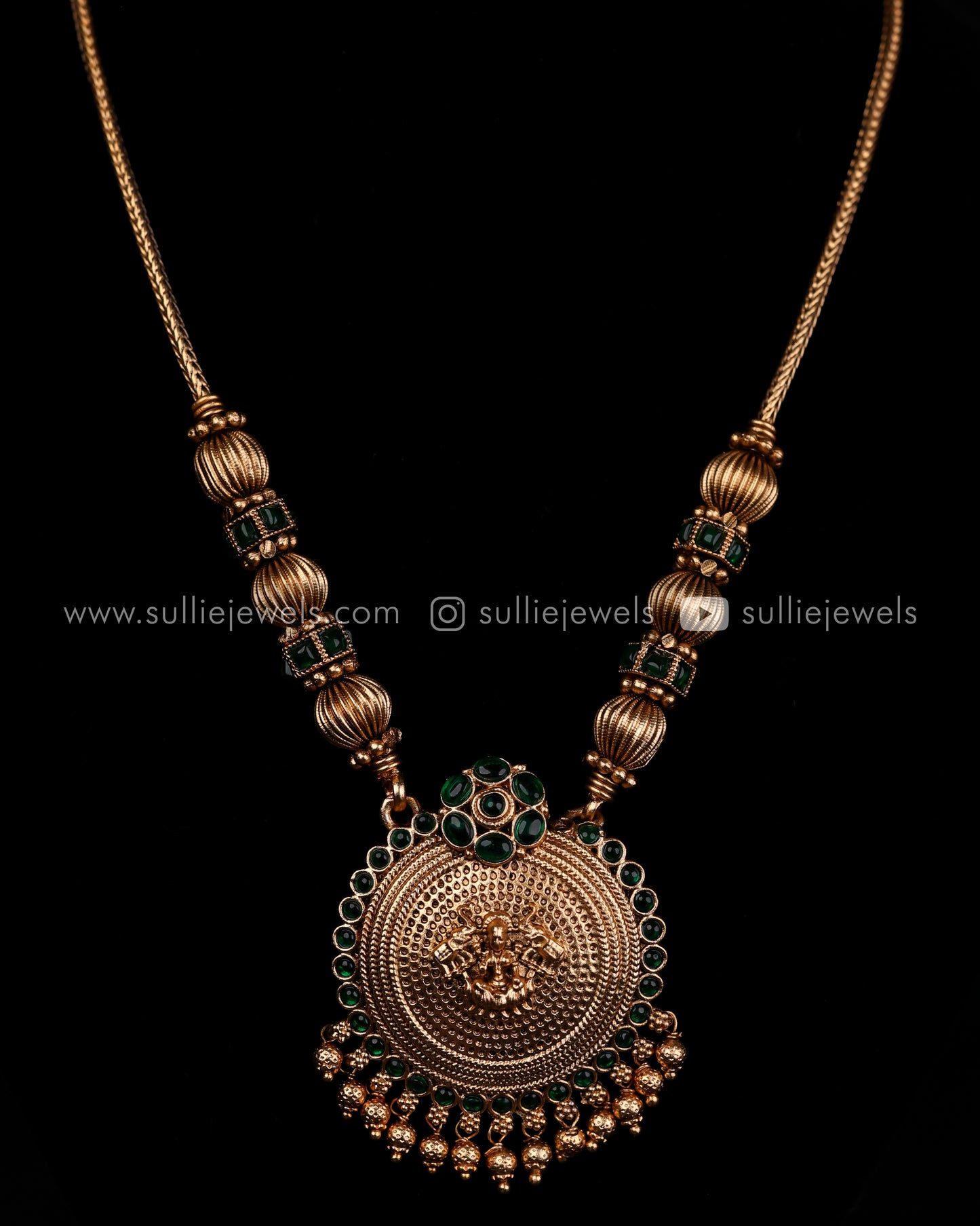 Lakshmi Pendant with Jhumkas