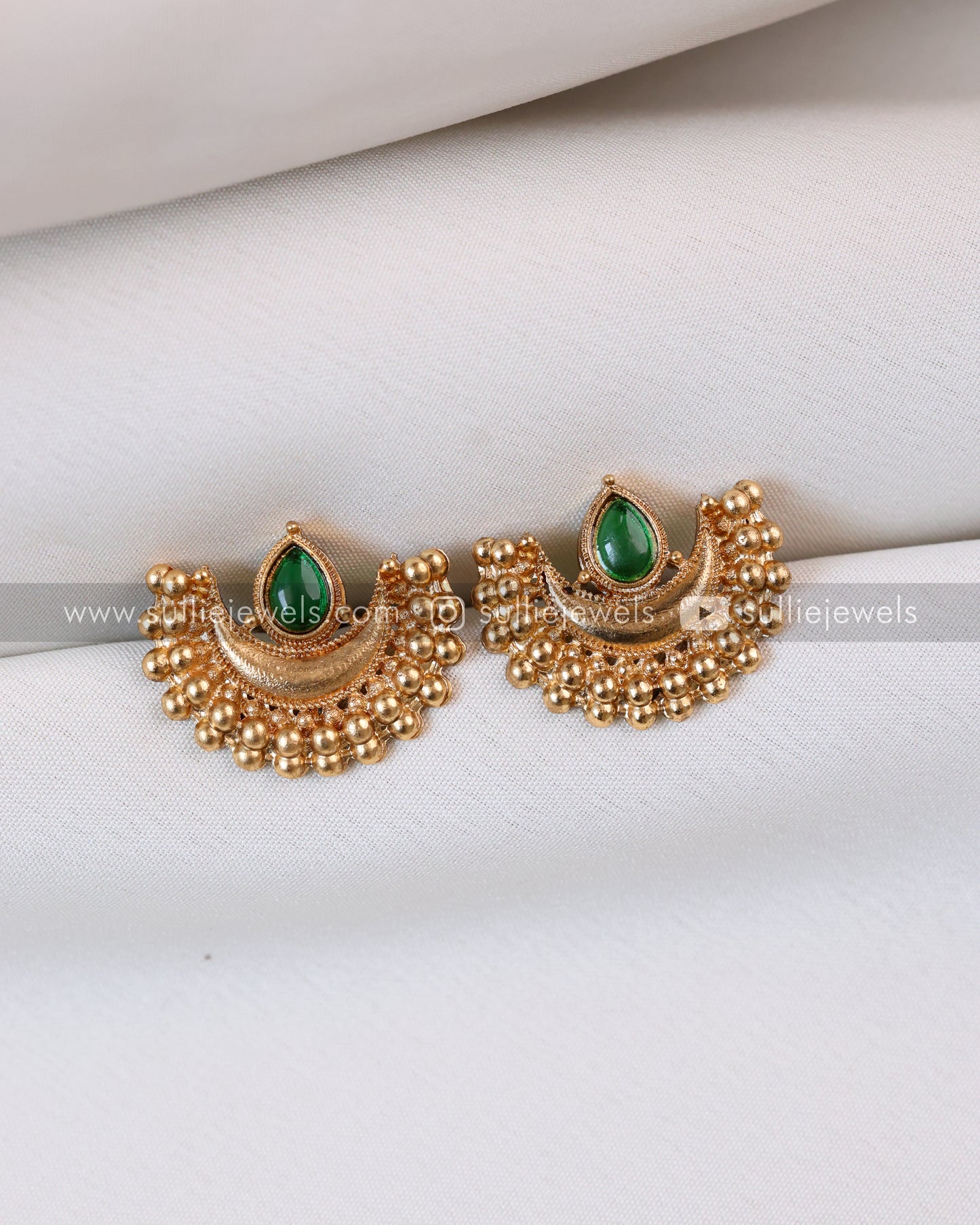 Chandbali Mangalsutra with Studs