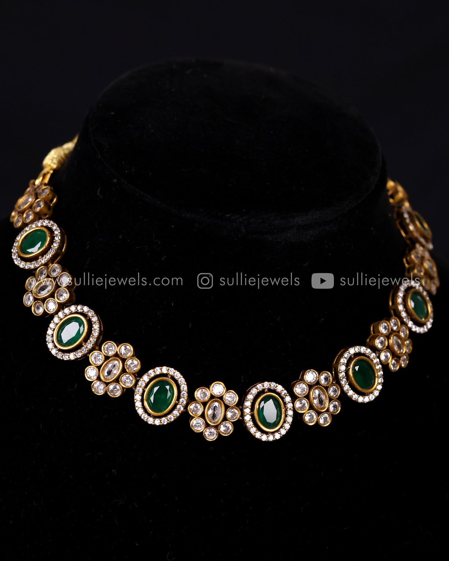 Premium Victorian Necklace Set