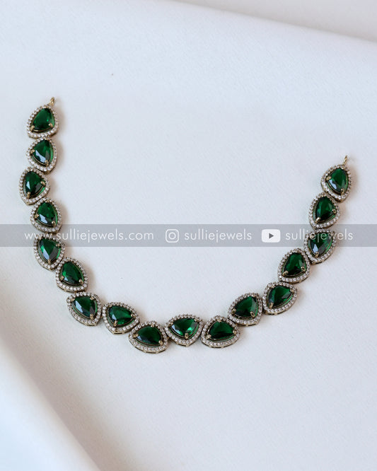 Premium Traingular Emerald Stone Necklace Set