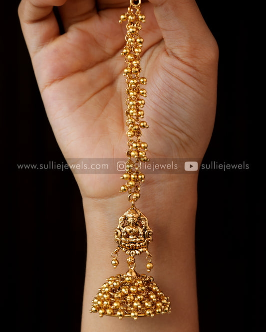 Gold Lakshmi Jumka with Earchain / Maatti