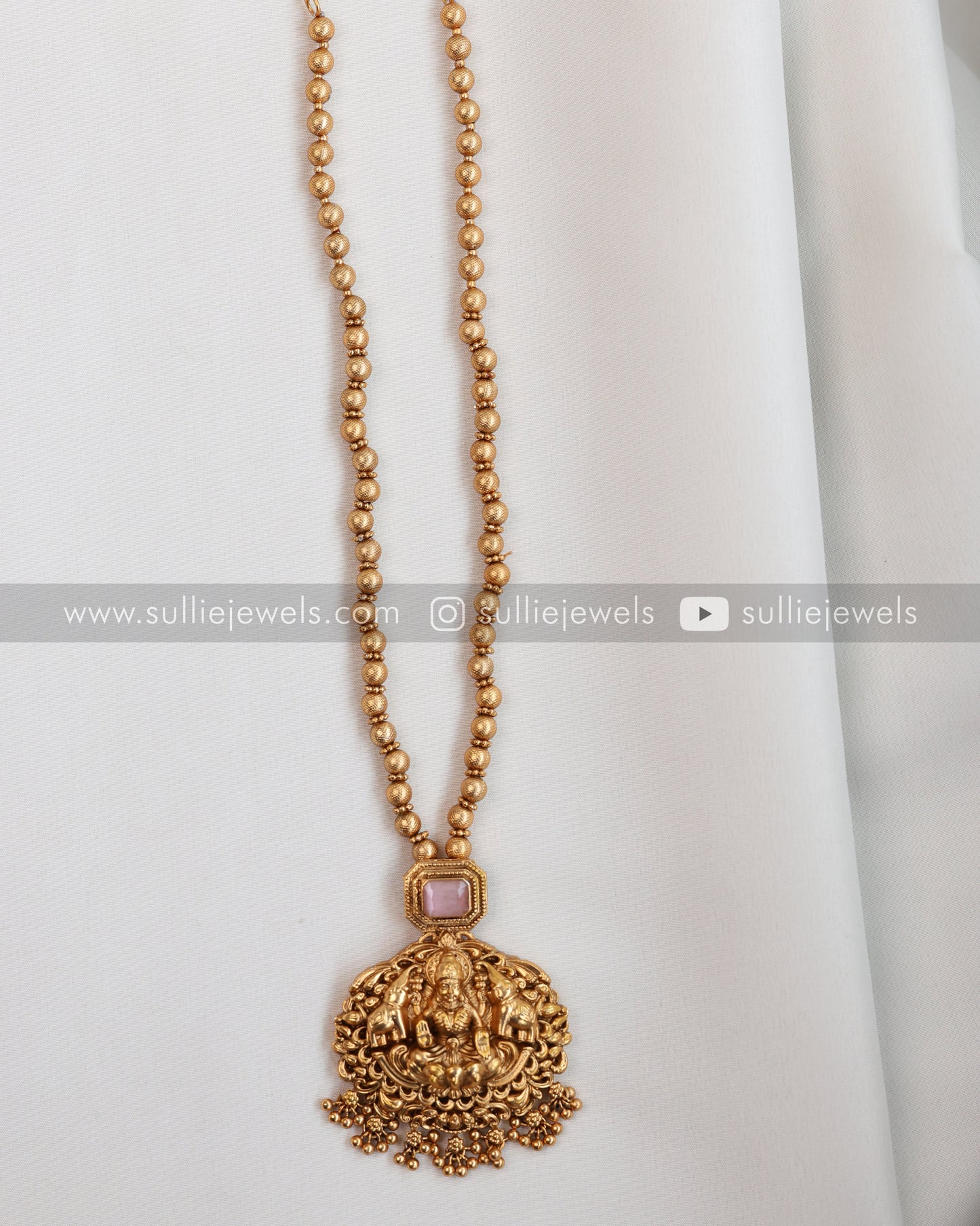 Lakshmi Pastel Pink Pendant with Gold Chain and Jhumka