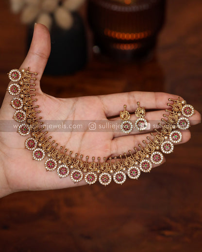 Stone Coin Necklace with Studs