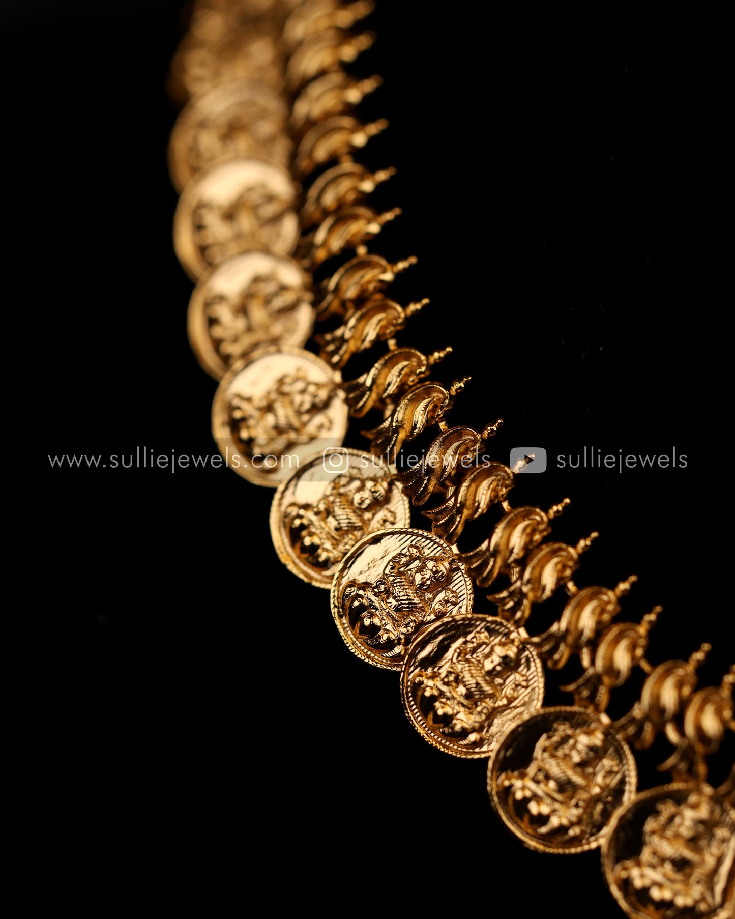 Coin Necklace / Kaashu Maala Set