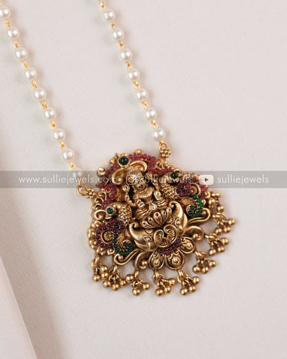 Goddess Stone Pendant with Pearl Chain & Stud