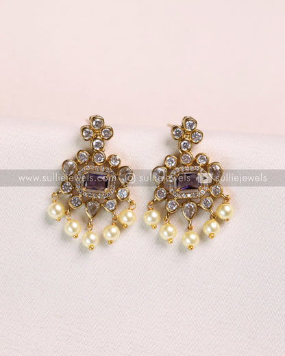 Centre Stone with Pearl drop Necklace & Earring