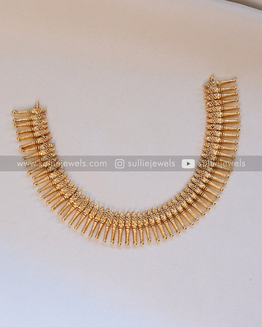 Mullamottu Gold Necklace with Stud