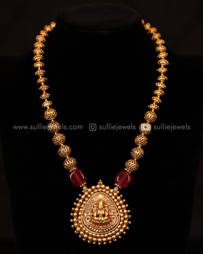 Lakshmi Stone Pendant Set