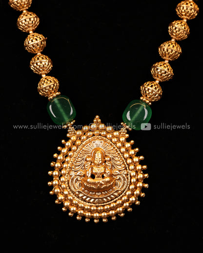 Lakshmi Stone Pendant Set